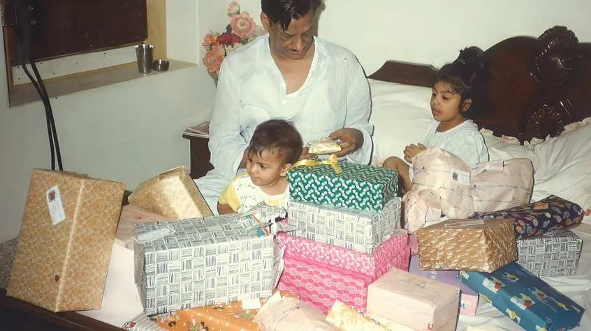 Dadu Opening Gifts with Chinu and Bhaiya
