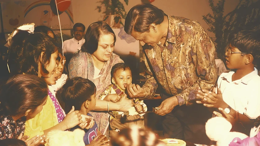 Aman's 1st Birthday with Dadu & Ma