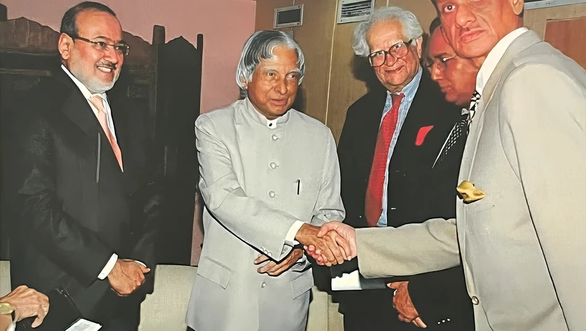 Dadu with President A.P.J. Abdul Kalam