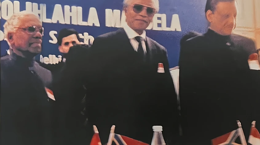 Ajay Rungta with Nelson Mandela & K.R. Narayanan